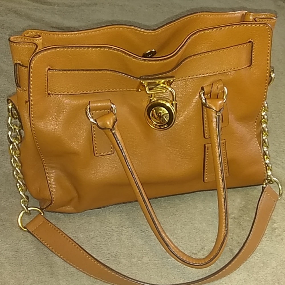 Micheal Kors Purse